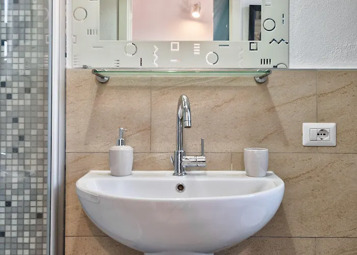 Campus Einaudi Sweet Mini Flat Апартаменты